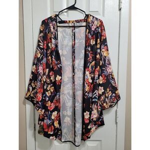 Whitney eve kimono‎